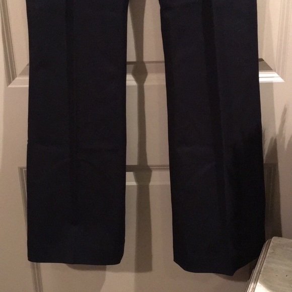 Sleek Black Pants With Stretch - Picture 3 of 8